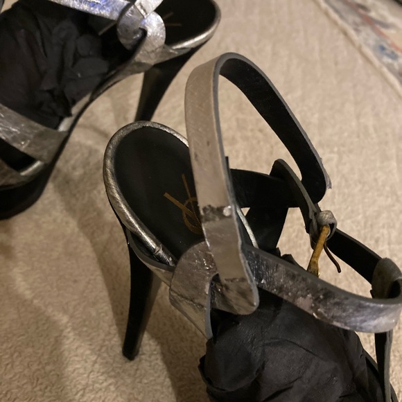 Yves Saint Laurent tribute sandals, wore once practically new. - Picture 3 of 7